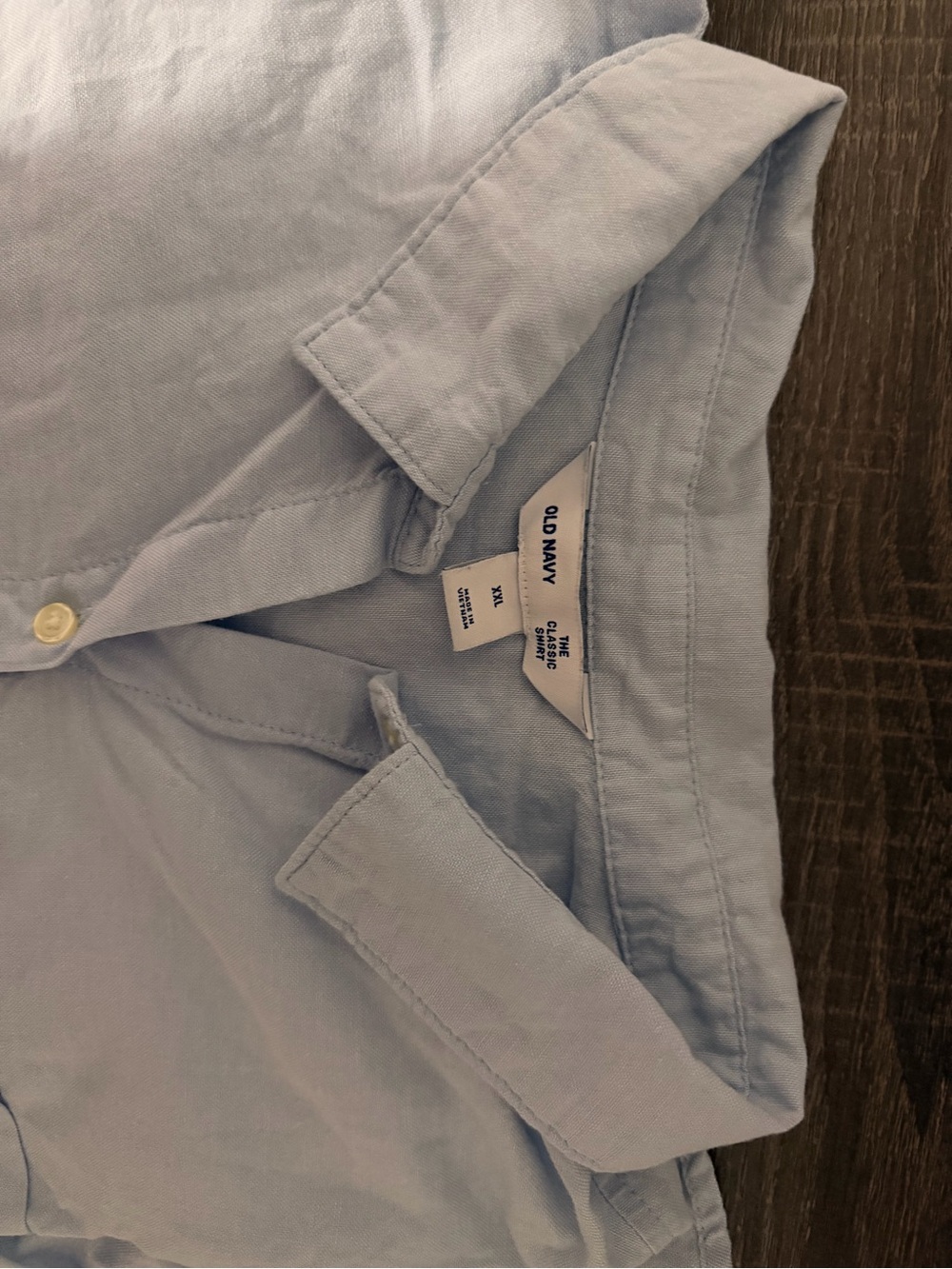 Old Navy Light Blue Women’s Button-Down Shirt - Picture 3 of 3